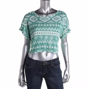 Super Cute Colorful Knit Top!